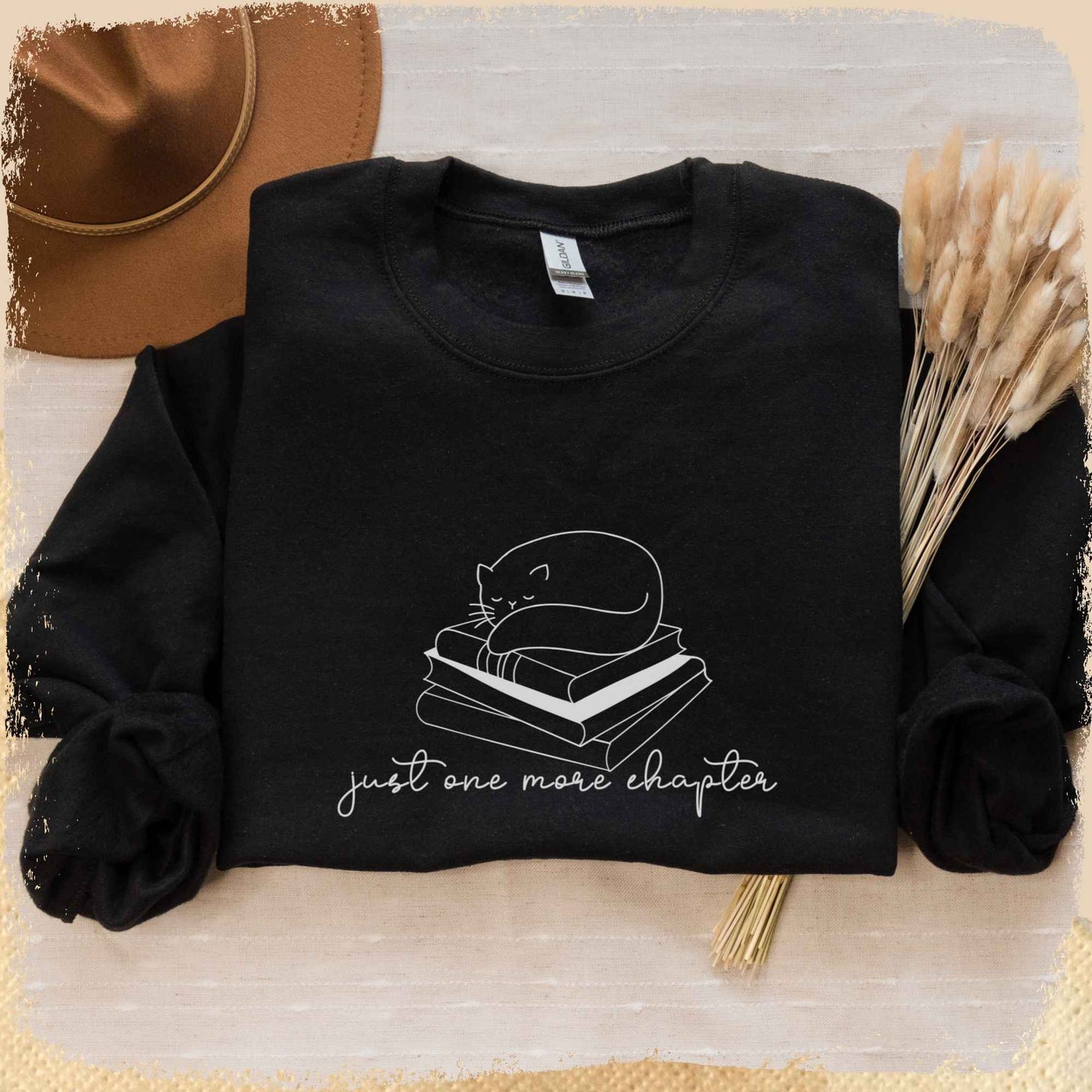 Sweatshirt One More Chapter - Schlafende Katze